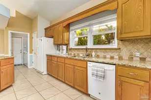 9925 Rail Cir, Pensacola, FL 32507 - Photo 7