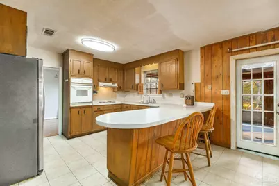 6195 Tisdale Ln, Pensacola, FL 32526 - Photo 5