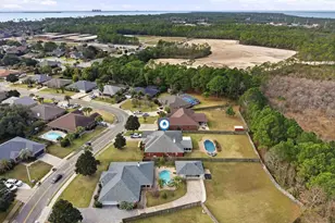 1635 Woodlawn Way, Gulf Breeze, FL 32563 - Photo 65