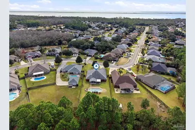 1635 Woodlawn Way, Gulf Breeze, FL 32563 - Photo 63