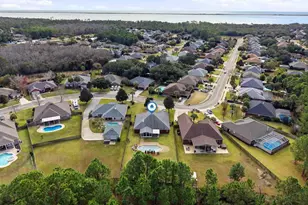 1635 Woodlawn Way, Gulf Breeze, FL 32563 - Photo 63