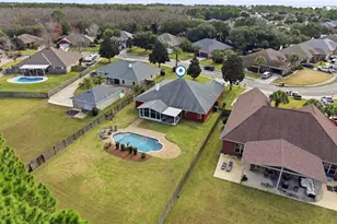 1635 Woodlawn Way, Gulf Breeze, FL 32563 - Photo 57