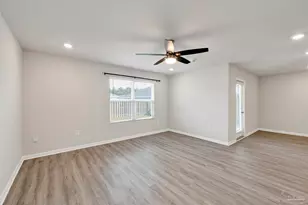 5964 Laurel Oak Dr, Pensacola, FL 32526 - Photo 7