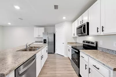 5964 Laurel Oak Dr, Pensacola, FL 32526 - Photo 13