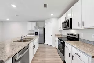 5964 Laurel Oak Dr, Pensacola, FL 32526 - Photo 13