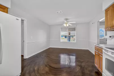 2212 Blue Lake Dr, Pensacola, FL 32506 - Photo 13