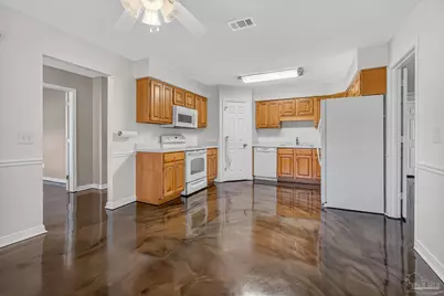 2212 Blue Lake Dr, Pensacola, FL 32506 - Photo 15