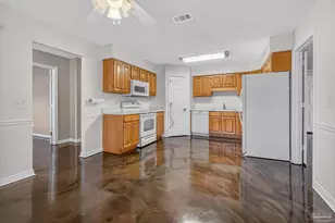 2212 Blue Lake Dr, Pensacola, FL 32506 - Photo 15