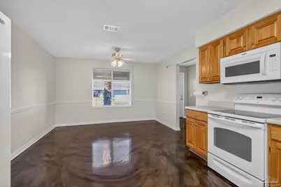 2212 Blue Lake Dr, Pensacola, FL 32506 - Photo 21