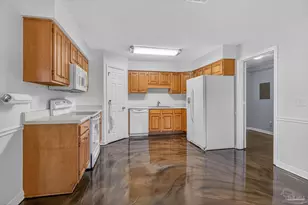 2212 Blue Lake Dr, Pensacola, FL 32506 - Photo 17