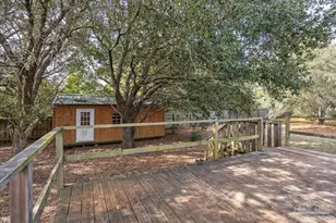 4891 Blue Ribbon Dr, Milton, FL 32583 - Photo 23