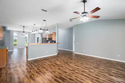 7292 Broadmoor St, Navarre, FL 32566 - Photo 25