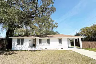 2100 N Spring St, Pensacola, FL 32501 - Photo 1