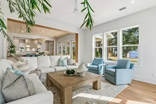 803 Bayshore Dr, Pensacola, FL 32507 - Photo 17