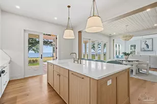 803 Bayshore Dr, Pensacola, FL 32507 - Photo 25