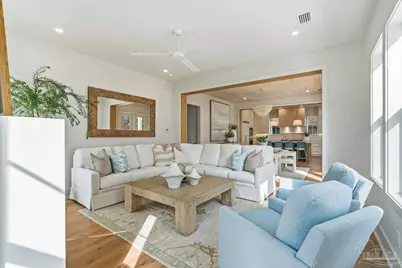 803 Bayshore Dr, Pensacola, FL 32507 - Photo 19