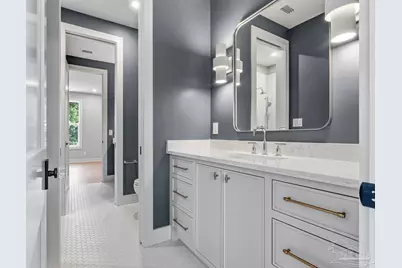 803 Bayshore Dr, Pensacola, FL 32507 - Photo 53