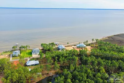 1101 Oyster Bay Dr, Milton, FL 32583 - Photo 11