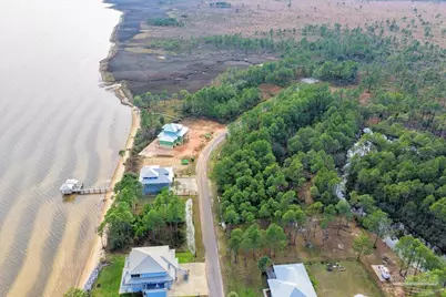 1101 Oyster Bay Dr, Milton, FL 32583 - Photo 13