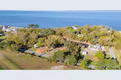 317 Katie St, Milton, FL 32583 - Photo 5