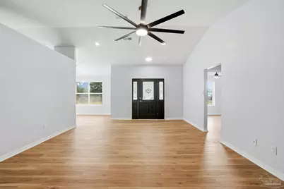 1000 Heathrow Dr, Cantonment, FL 32533 - Photo 13