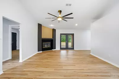 1000 Heathrow Dr, Cantonment, FL 32533 - Photo 11