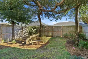 407 Sweetgrass Ln, Niceville, FL 32578 - Photo 11