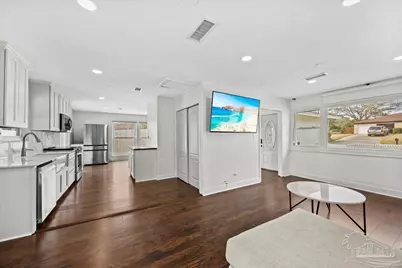 2521 Tomlinson Rd, Pensacola, FL 32526 - Photo 9