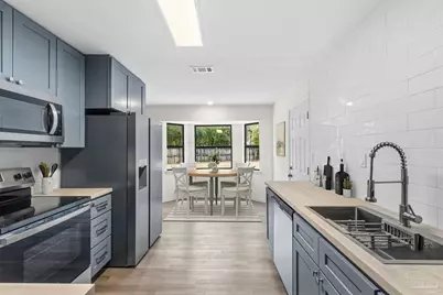 6021 Twilight Dr, Milton, FL 32570 - Photo 9