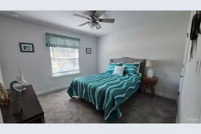 2102 Fairchild St, Pensacola, FL 32504 - Photo 7