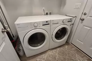 2102 Fairchild St, Pensacola, FL 32504 - Photo 13