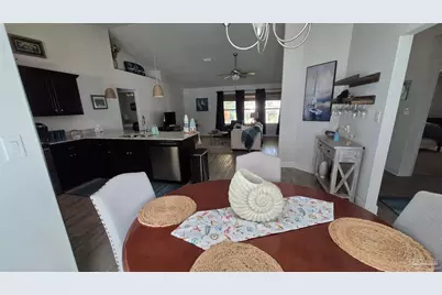 2102 Fairchild St, Pensacola, FL 32504 - Photo 3