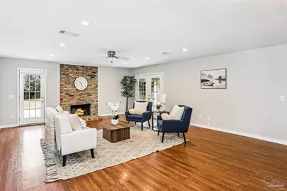 994 Great Oaks Dr, Gulf Breeze, FL 32563 - Photo 7