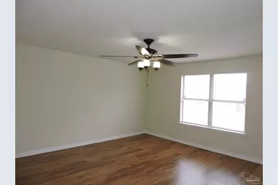 7070 Marissa Point Ln, Milton, FL 32583 - Photo 9