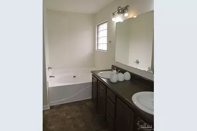 7070 Marissa Point Ln, Milton, FL 32583 - Photo 11