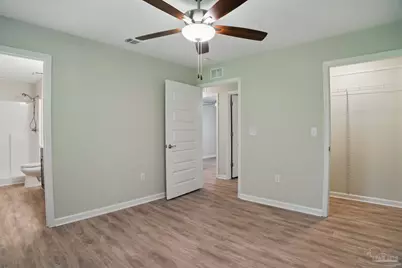 1002 W Yonge St, Pensacola, FL 32501 - Photo 9
