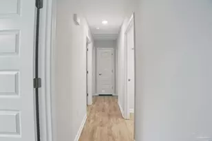 1002 W Yonge St, Pensacola, FL 32501 - Photo 7