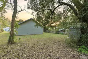 1002 W Yonge St, Pensacola, FL 32501 - Photo 19