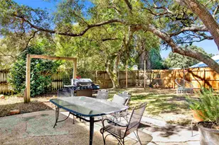 2718 Summertree Ln, Gulf Breeze, FL 32563 - Photo 19