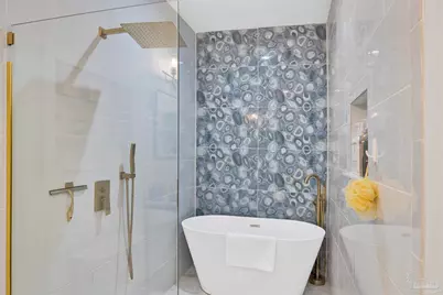 2718 Summertree Ln, Gulf Breeze, FL 32563 - Photo 19