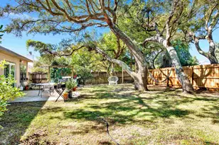 2718 Summertree Ln, Gulf Breeze, FL 32563 - Photo 21