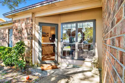 2718 Summertree Ln, Gulf Breeze, FL 32563 - Photo 25