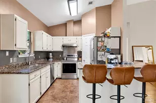 2718 Summertree Ln, Gulf Breeze, FL 32563 - Photo 7