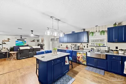 5637 Camellia Ave, Milton, FL 32570 - Photo 11