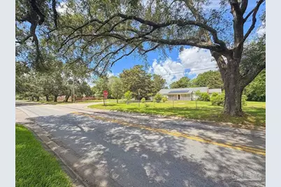 3801 N 12th Ave, Pensacola, FL 32503 - Photo 1