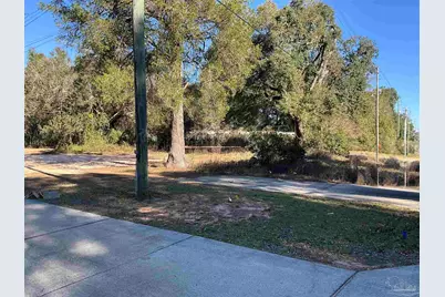 5676 Mulat Rd, Milton, FL 32583 - Photo 1