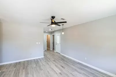 2345 N 8th Ave, Pensacola, FL 32503 - Photo 7