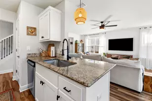 7174 Sonny Dr, Pensacola, FL 32504 - Photo 15