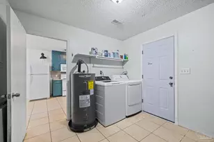 3936 Elmcrest Dr, Pensacola, FL 32504 - Photo 23