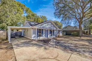 3936 Elmcrest Dr, Pensacola, FL 32504 - Photo 7